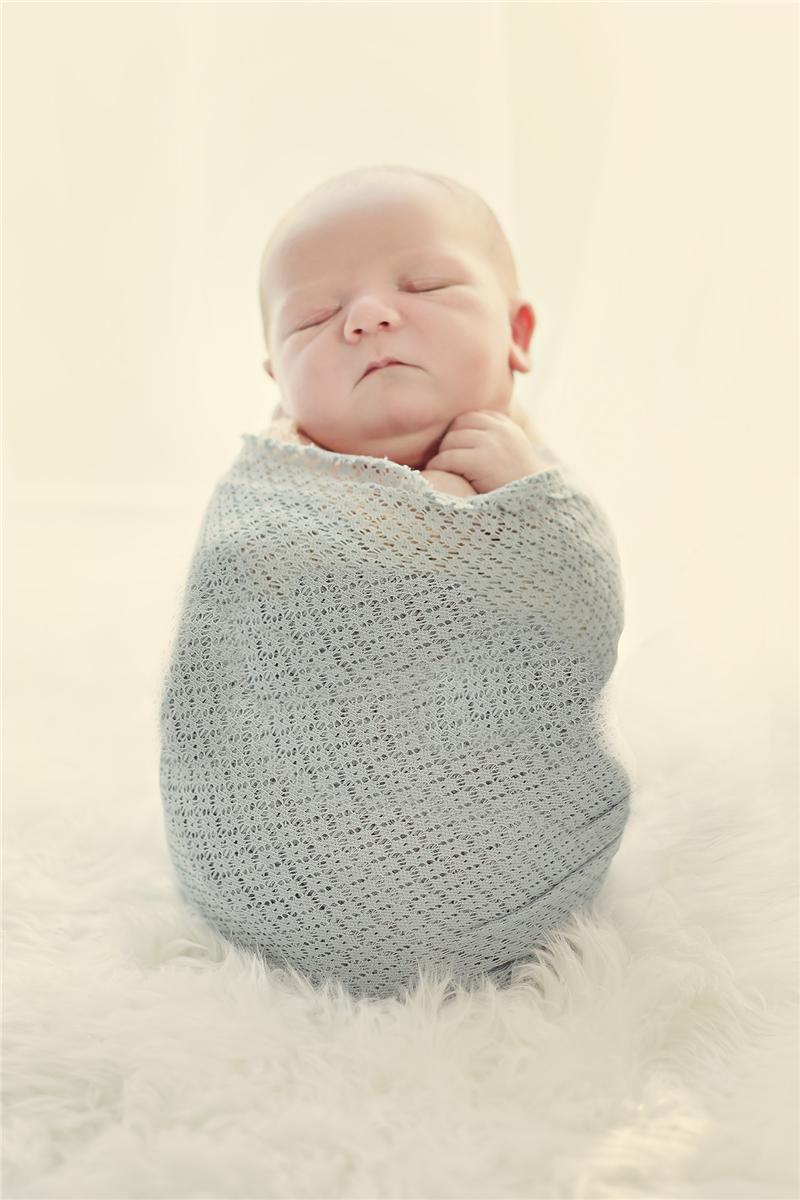 Newborn baby photographer Brisbane - Photo 2