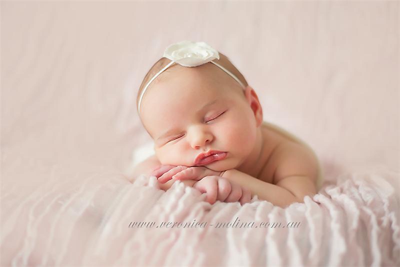Newborn baby photographer Brisbane - Photo 6