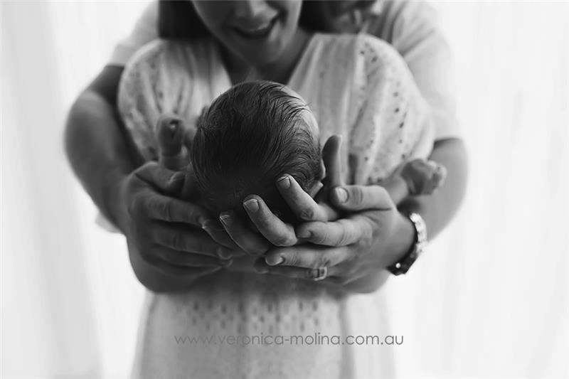 Newborn baby photographer Brisbane - Photo 4