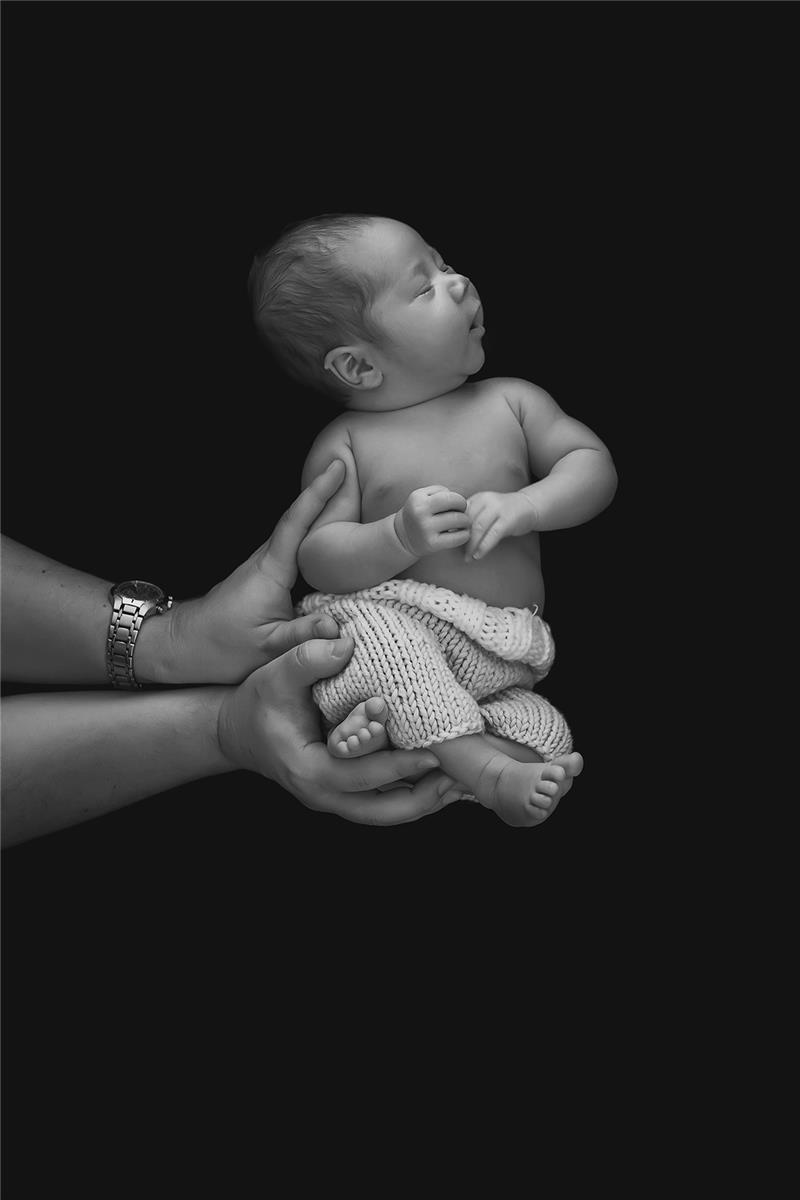 Newborn baby photographer Brisbane - Photo 11