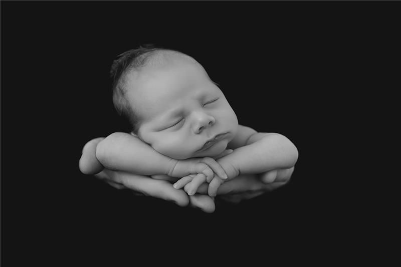 Newborn baby photographer Brisbane - Photo 3