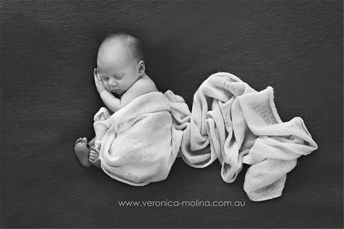 Newborn baby photographer Brisbane - Photo 14