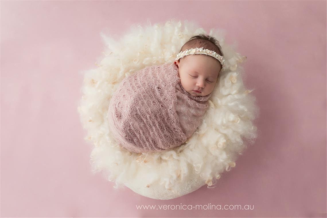 Newborn baby photographer Brisbane - Photo 2