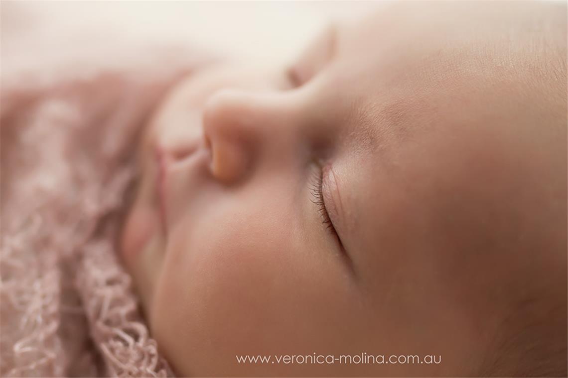 Newborn baby photographer Brisbane - Photo 3