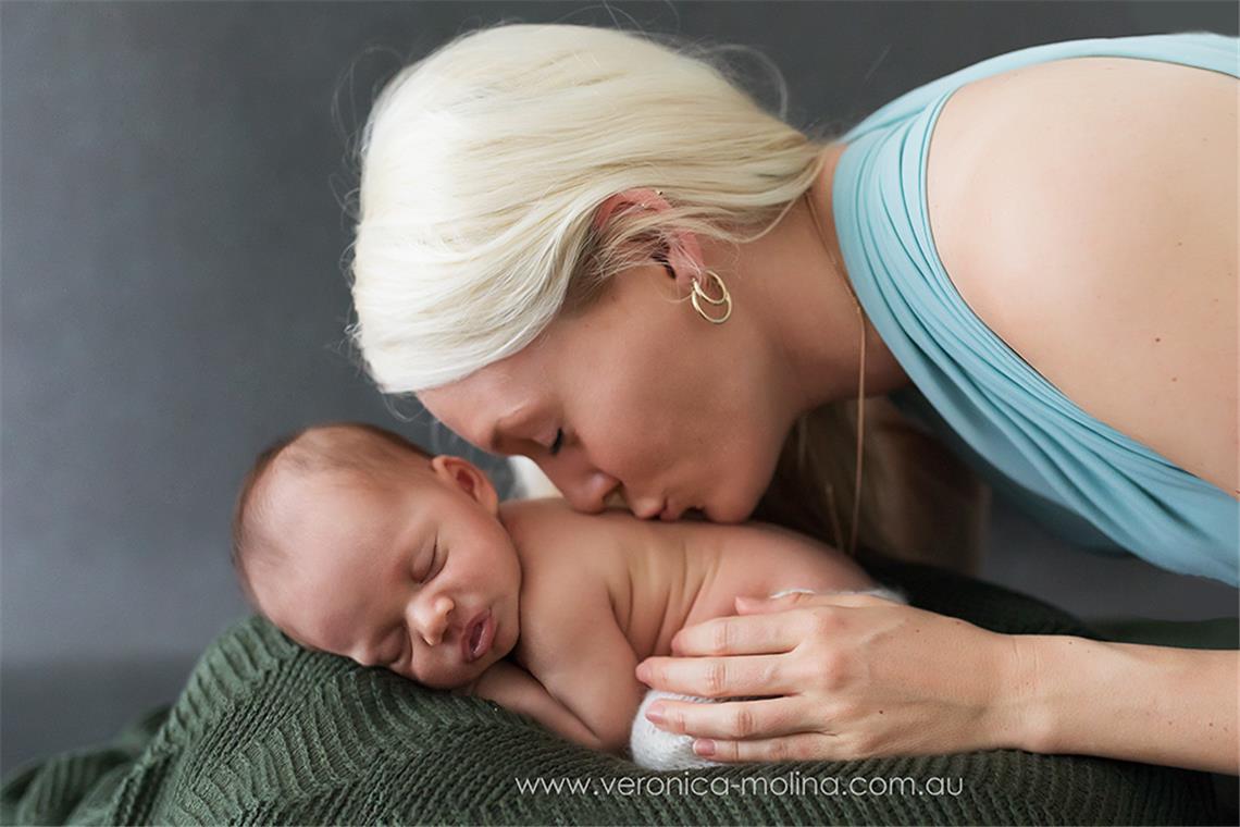 Newborn baby photographer Brisbane - Photo 22