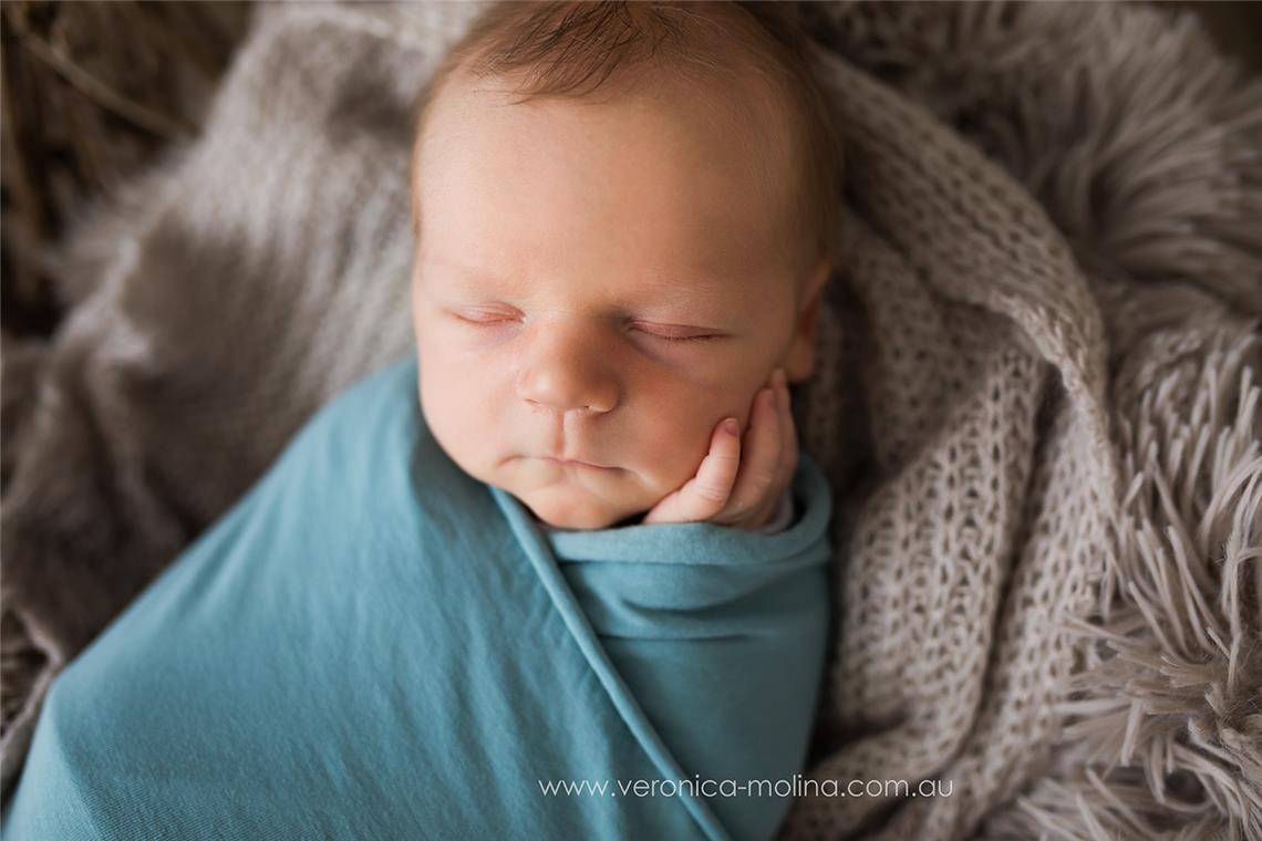 Newborn baby photographer Brisbane - Photo 9