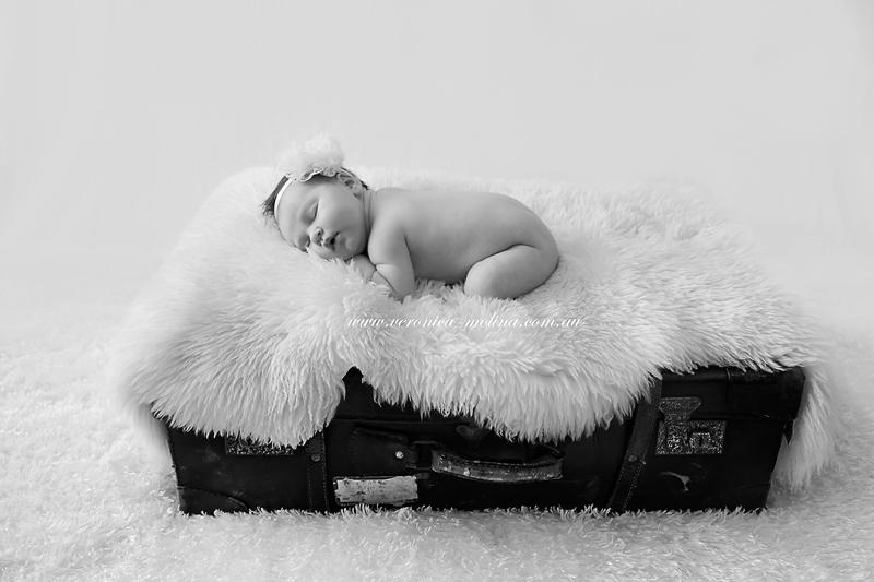 Brisbane Newborn Photography| Baby Girl Newborn Session