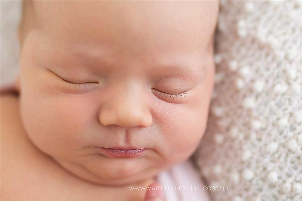 Newborn baby photographer Brisbane - Photo 2