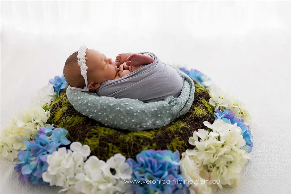 Newborn baby photographer Brisbane - Photo 4