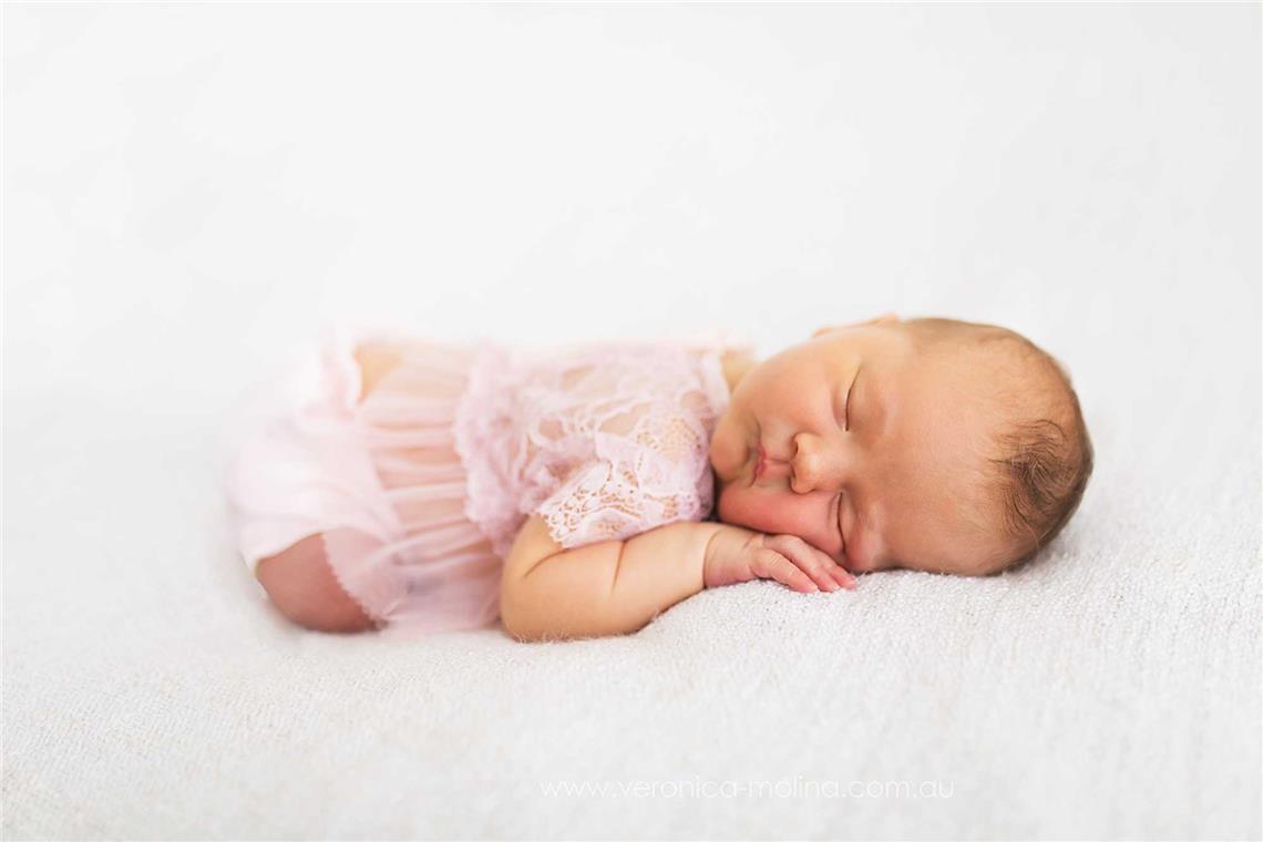 Newborn baby photographer Brisbane - Photo 11