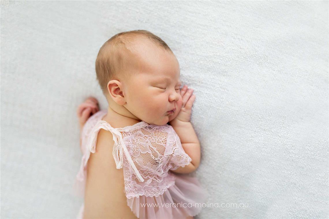 Newborn baby photographer Brisbane - Photo 13