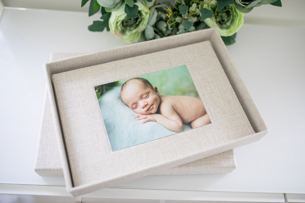 Why you want prints, not just digital files {Brisbane Family Photographer}